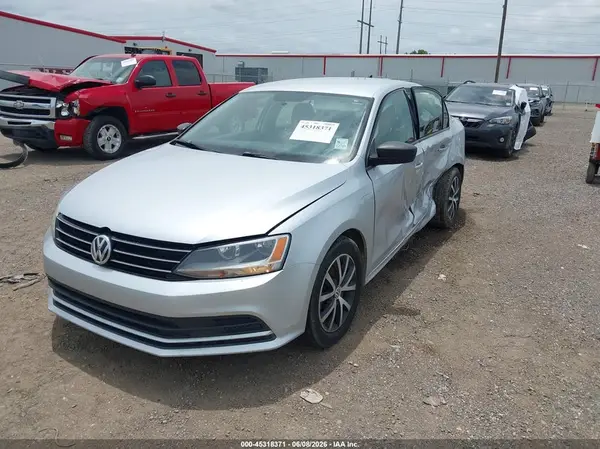 3VWD67AJ3GM242074 2016 VOLKSWAGEN JETTA - Image 2