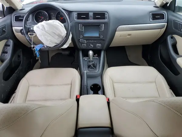 3VWD67AJ3GM253060 2016 VOLKSWAGEN JETTA - Image 8