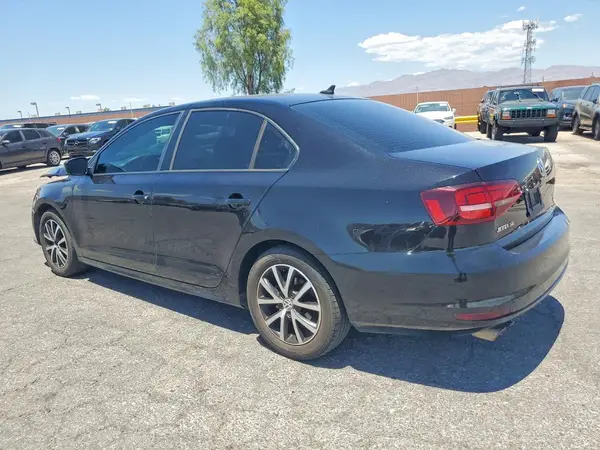 3VWD67AJ3GM279884 2016 VOLKSWAGEN JETTA - Image 2