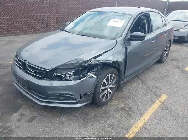 3VWD67AJ3GM281943 2016 VOLKSWAGEN JETTA - Image 2