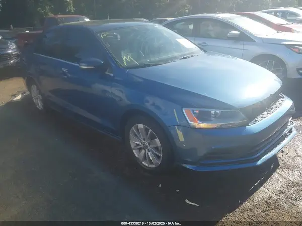 3VWD67AJ3GM315461 2016 VOLKSWAGEN JETTA - Image 1
