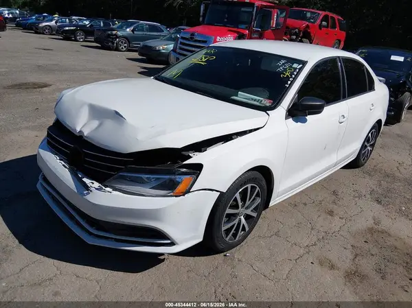 3VWD67AJ3GM373084 2016 VOLKSWAGEN JETTA - Image 2