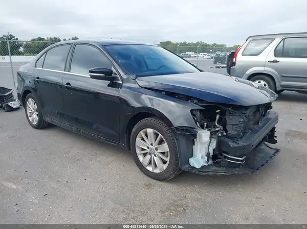 3VWD67AJ3GM378916 2016 VOLKSWAGEN JETTA - Image 1