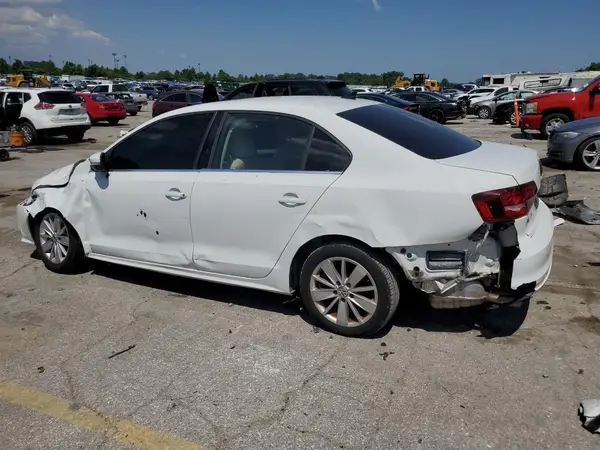 3VWD67AJ3GM416757 2016 VOLKSWAGEN JETTA - Image 2