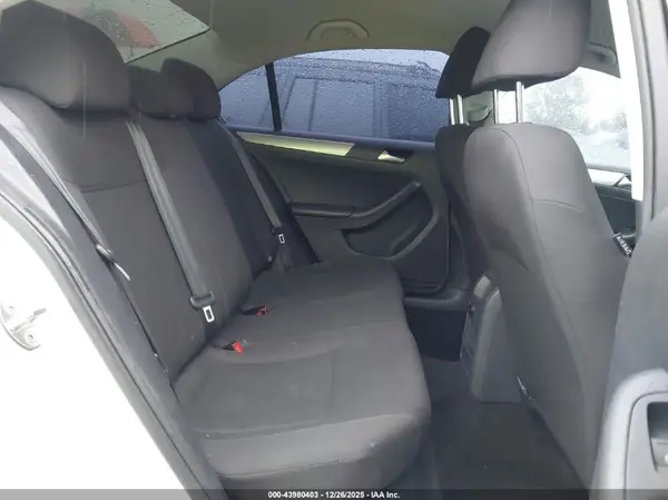 3VWD67AJ4GM215515 2016 VOLKSWAGEN JETTA - Image 8