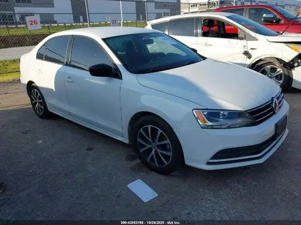 3VWD67AJ4GM216714 2016 VOLKSWAGEN JETTA - Image 1