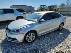 3VWD67AJ4GM225946 2016 VOLKSWAGEN JETTA