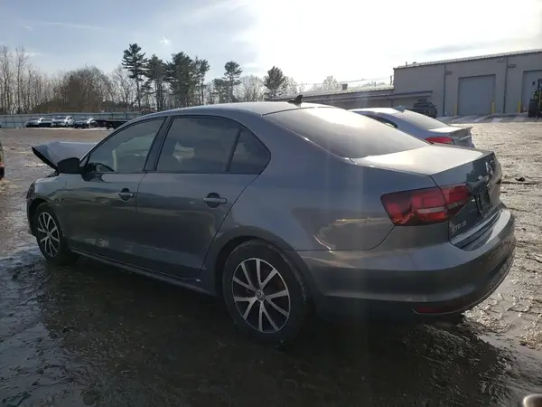 3VWD67AJ4GM227955 2016 VOLKSWAGEN JETTA - Image 2