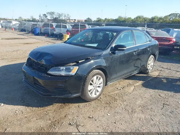 3VWD67AJ4GM231245 2016 VOLKSWAGEN JETTA - Image 2