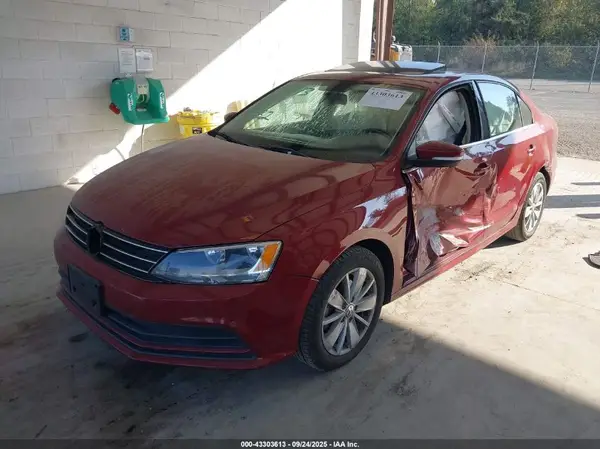 3VWD67AJ4GM245775 2016 VOLKSWAGEN JETTA - Image 2
