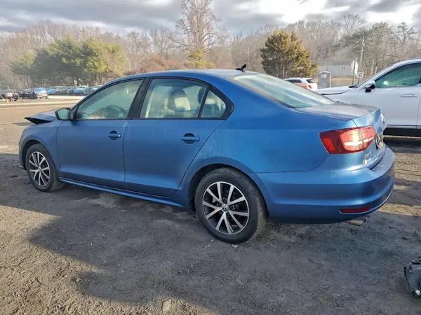 3VWD67AJ4GM248479 2016 VOLKSWAGEN JETTA - Image 2