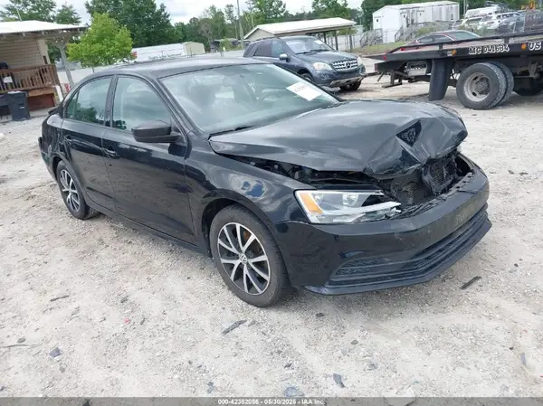 3VWD67AJ4GM259739 2016 VOLKSWAGEN JETTA - Image 1