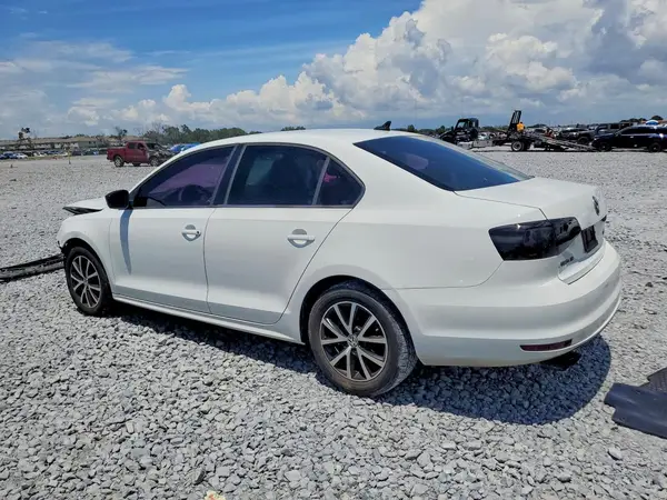 3VWD67AJ4GM261765 2016 VOLKSWAGEN JETTA - Image 2