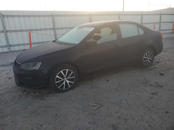 3VWD67AJ4GM269493 2016 VOLKSWAGEN JETTA - Image 1