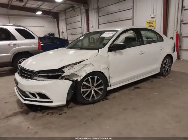 3VWD67AJ4GM294233 2016 VOLKSWAGEN JETTA - Image 2