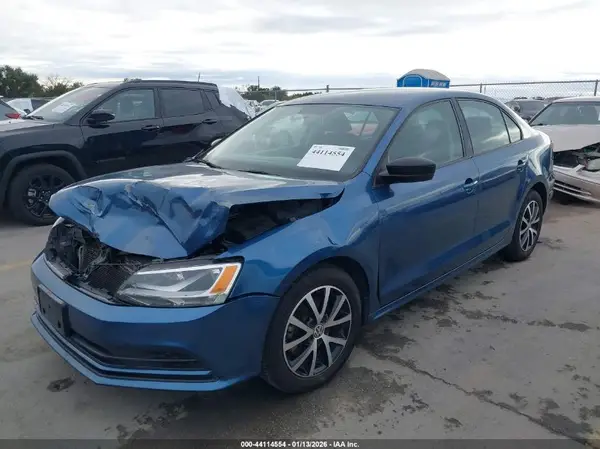 3VWD67AJ4GM307059 2016 VOLKSWAGEN JETTA - Image 2