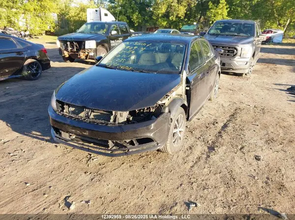 3VWD67AJ4GM326761 2016 VOLKSWAGEN JETTA - Image 2
