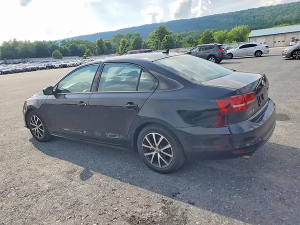 3VWD67AJ4GM348968 2016 VOLKSWAGEN JETTA - Image 2