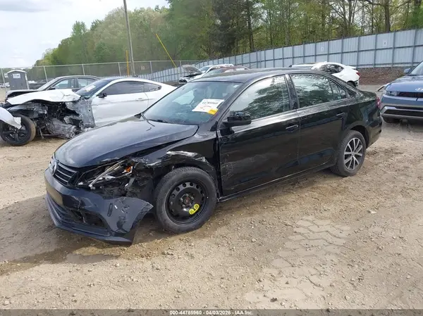 3VWD67AJ4GM348971 2016 VOLKSWAGEN JETTA - Image 2