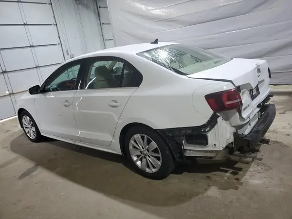 3VWD67AJ4GM362711 2016 VOLKSWAGEN JETTA - Image 2