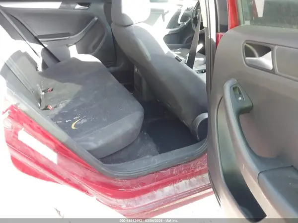 3VWD67AJ4GM365642 2016 VOLKSWAGEN JETTA - Image 8
