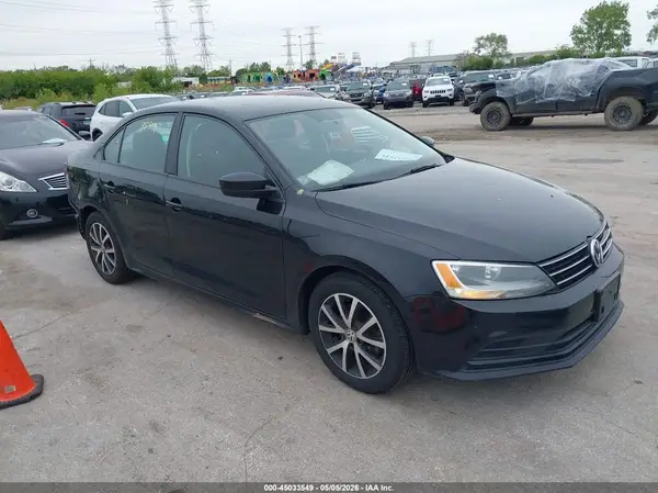 3VWD67AJ4GM382392 2016 VOLKSWAGEN JETTA - Image 1