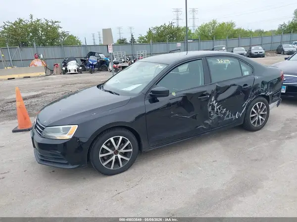 3VWD67AJ4GM382392 2016 VOLKSWAGEN JETTA - Image 2