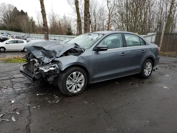 3VWD67AJ4GM386300 2016 VOLKSWAGEN JETTA - Image 1