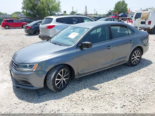 3VWD67AJ4GM389987 2016 VOLKSWAGEN JETTA - Image 2
