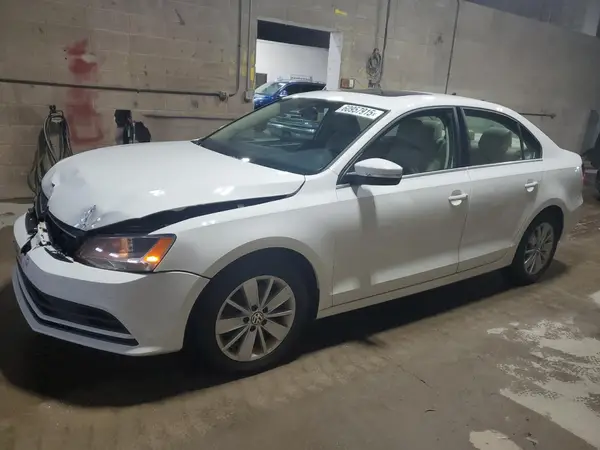 3VWD67AJ4GM398950 2016 VOLKSWAGEN JETTA - Image 1