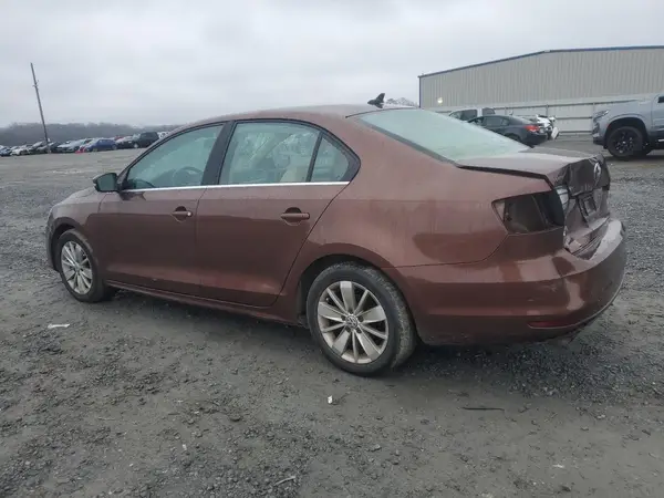 3VWD67AJ4GM410577 2016 VOLKSWAGEN JETTA - Image 2