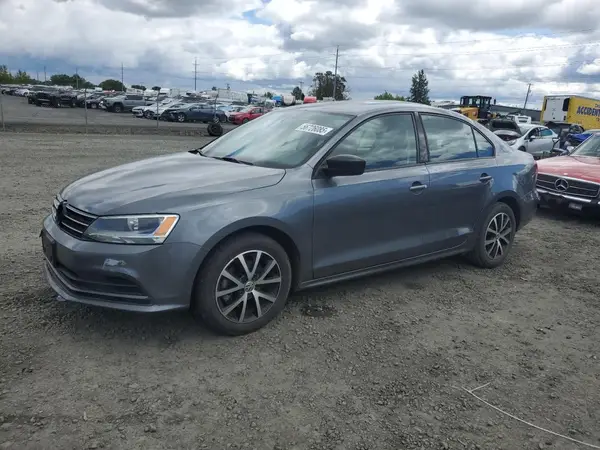 3VWD67AJ5GM227916 2016 VOLKSWAGEN JETTA - Image 1