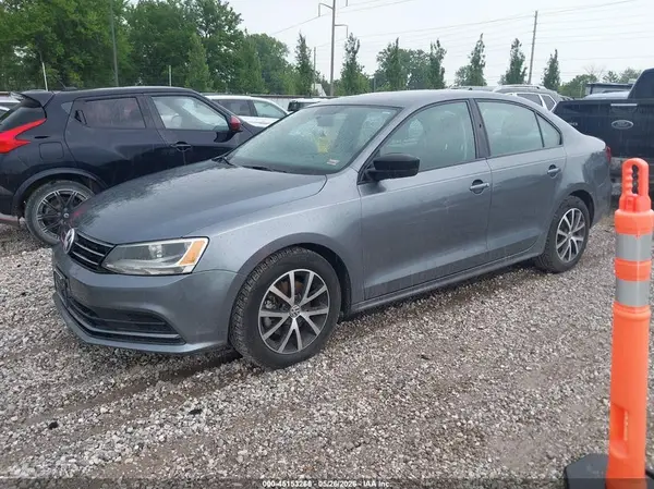3VWD67AJ5GM227978 2016 VOLKSWAGEN JETTA - Image 2