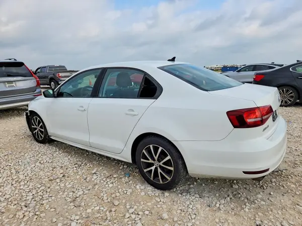 3VWD67AJ5GM240486 2016 VOLKSWAGEN JETTA - Image 2