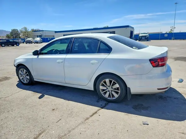 3VWD67AJ5GM248894 2016 VOLKSWAGEN JETTA - Image 2