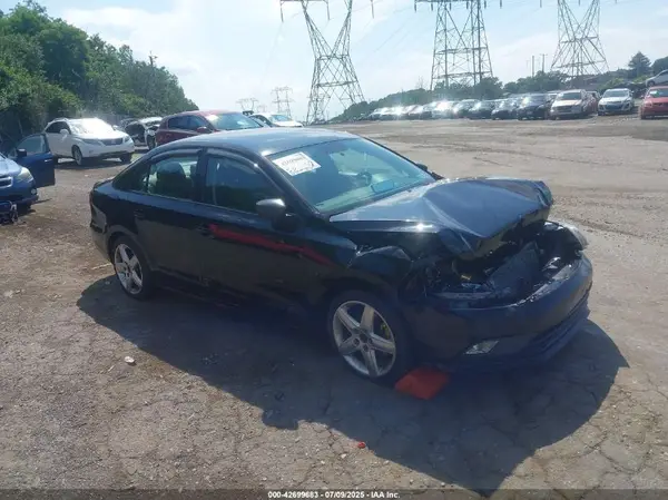 3VWD67AJ5GM253707 2016 VOLKSWAGEN JETTA - Image 1