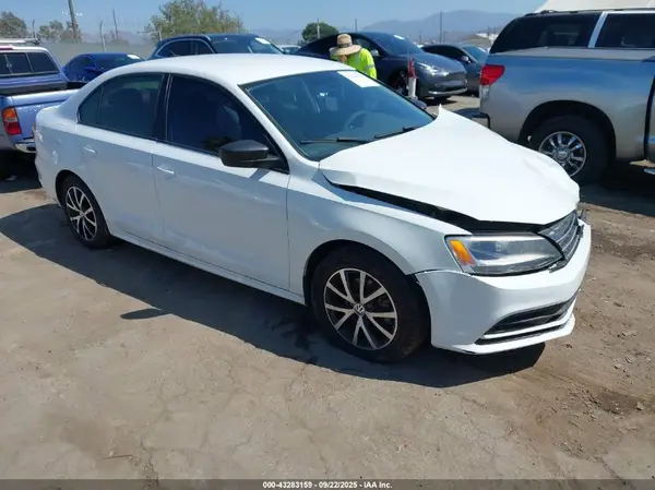 3VWD67AJ5GM265789 2016 VOLKSWAGEN JETTA - Image 1