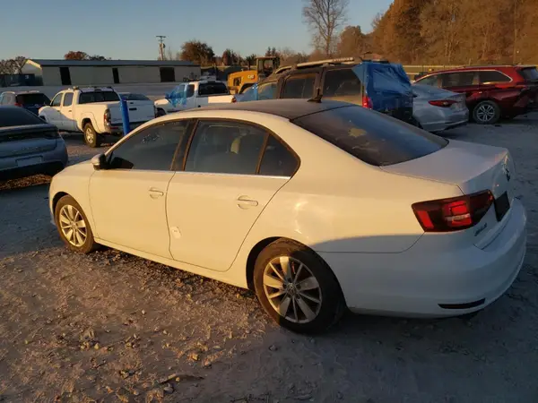 3VWD67AJ5GM296928 2016 VOLKSWAGEN JETTA - Image 2