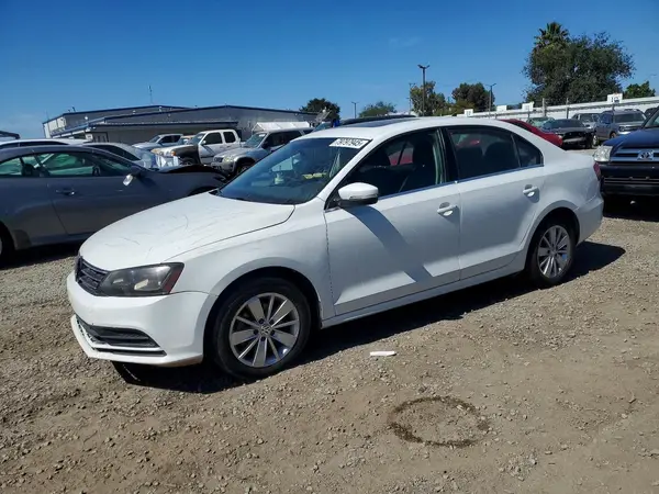 3VWD67AJ5GM328535 2017 VOLKSWAGEN JETTA - Image 1