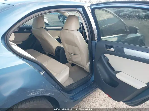 3VWD67AJ5GM341978 2016 VOLKSWAGEN JETTA - Image 8