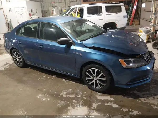 3VWD67AJ5GM342404 2016 VOLKSWAGEN JETTA - Image 1