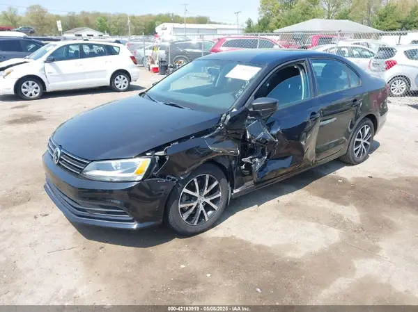 3VWD67AJ5GM350342 2016 VOLKSWAGEN JETTA - Image 2