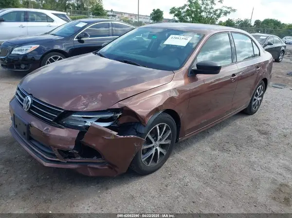 3VWD67AJ5GM367061 2016 VOLKSWAGEN JETTA - Image 2