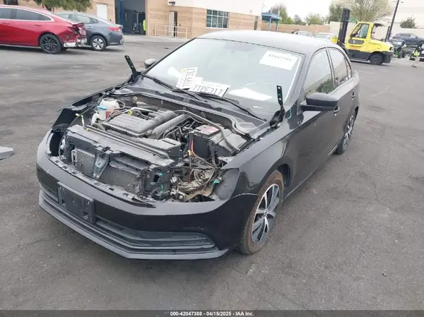 3VWD67AJ5GM371627 2016 VOLKSWAGEN JETTA - Image 2