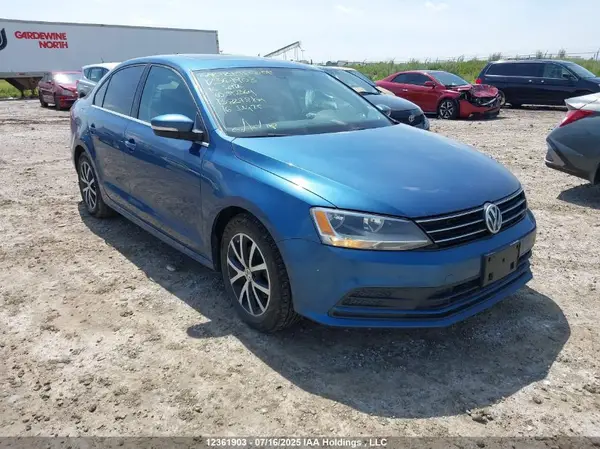 3VWD67AJ5GM392364 2016 VOLKSWAGEN JETTA - Image 1