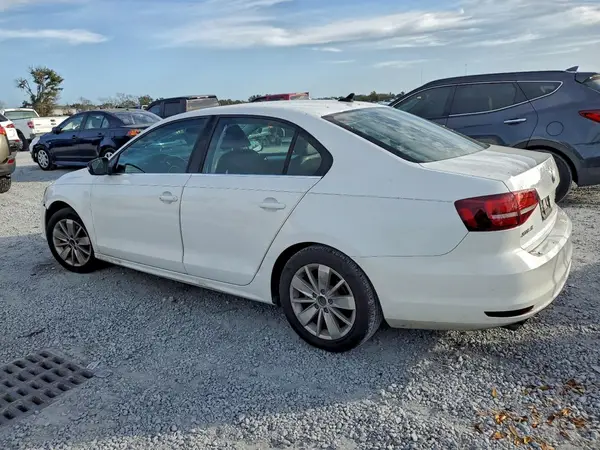 3VWD67AJ5GM408918 2016 VOLKSWAGEN JETTA - Image 2