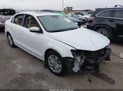 3VWD67AJ6GM208453 2016 VOLKSWAGEN JETTA
