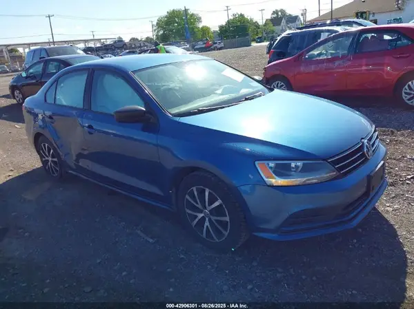 3VWD67AJ6GM237547 2016 VOLKSWAGEN JETTA - Image 1
