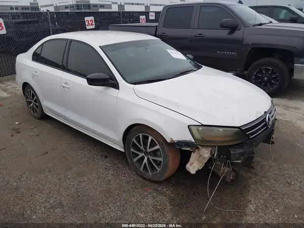 3VWD67AJ6GM257247 2016 VOLKSWAGEN JETTA - Image 1