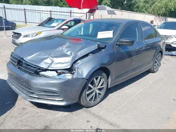 3VWD67AJ6GM261606 2016 VOLKSWAGEN JETTA - Image 2